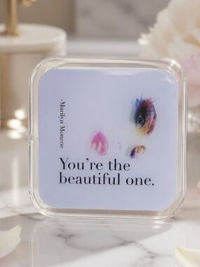 NWT Anthropologie Marilyn Monroe
"Check Yourself" Compact Mirror